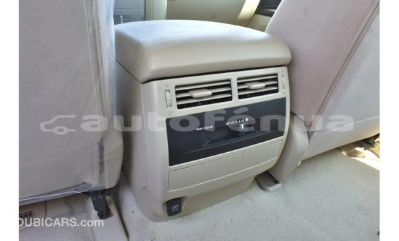 Buy Import Toyota Land Cruiser White Car in Import - Dubai in Marquesas Buy Import Toyota Land Cruiser White Car in Import - Dubai in Marquesas