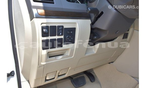 Buy Import Toyota Land Cruiser White Car in Import - Dubai in Marquesas Buy Import Toyota Land Cruiser White Car in Import - Dubai in Marquesas