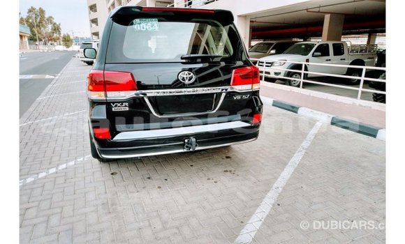 Acheter Import Voiture Toyota Land Cruiser Noir à Import - Dubai, Marquesas Acheter Import Voiture Toyota Land Cruiser Noir à Import - Dubai, Marquesas