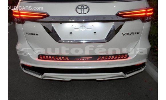 Buy Import Toyota Fortuner White Car in Import - Dubai in Marquesas Buy Import Toyota Fortuner White Car in Import - Dubai in Marquesas