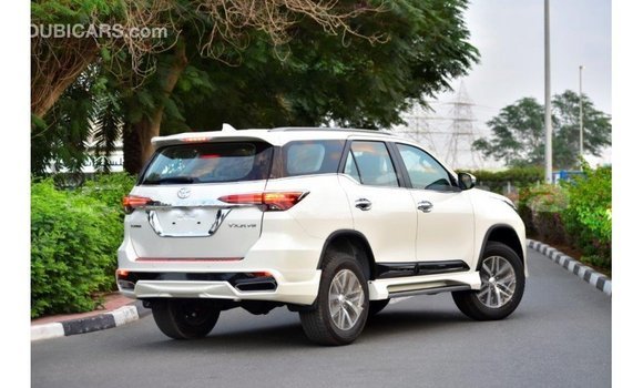 Buy Import Toyota Fortuner White Car in Import - Dubai in Marquesas Buy Import Toyota Fortuner White Car in Import - Dubai in Marquesas
