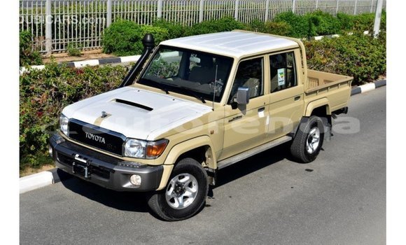 Buy Import Toyota Land Cruiser Beige Car in Import - Dubai in Marquesas Buy Import Toyota Land Cruiser Beige Car in Import - Dubai in Marquesas