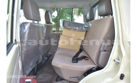 Buy Import Toyota Land Cruiser Beige Car in Import - Dubai in Marquesas Buy Import Toyota Land Cruiser Beige Car in Import - Dubai in Marquesas