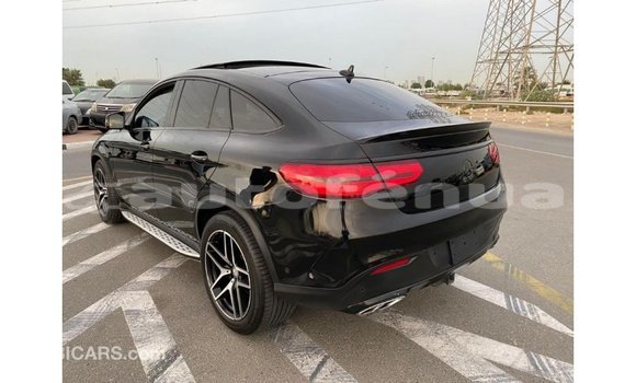 Acheter Import Voiture Mercedes-Benz GLE Noir à Import - Dubai, Marquesas Acheter Import Voiture Mercedes-Benz GLE Noir à Import - Dubai, Marquesas