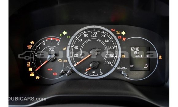 Buy Import Toyota Hiace White Car in Import - Dubai in Marquesas Buy Import Toyota Hiace White Car in Import - Dubai in Marquesas