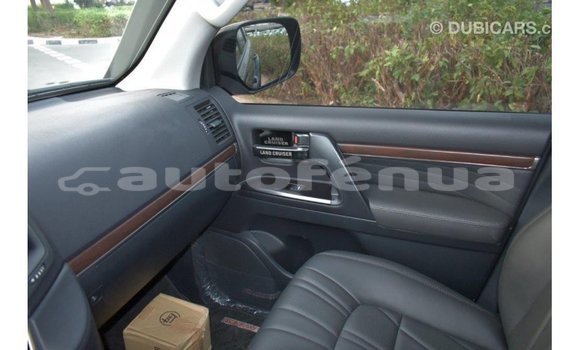 Buy Import Toyota Land Cruiser Black Car in Import - Dubai in Marquesas Buy Import Toyota Land Cruiser Black Car in Import - Dubai in Marquesas