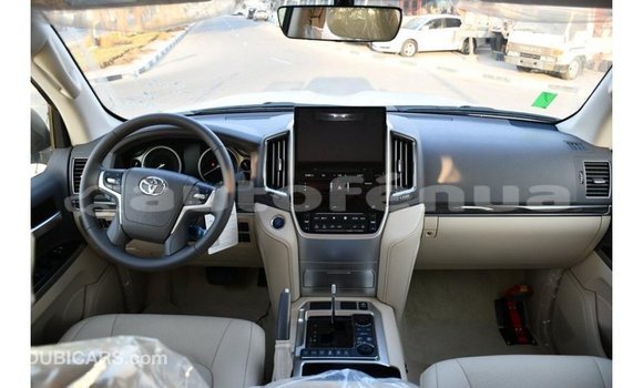Buy Import Toyota Land Cruiser White Car in Import - Dubai in Marquesas Buy Import Toyota Land Cruiser White Car in Import - Dubai in Marquesas