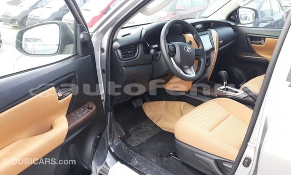 Buy Import Toyota Fortuner Other Car in Import - Dubai in Marquesas Buy Import Toyota Fortuner Other Car in Import - Dubai in Marquesas