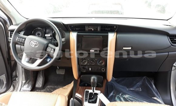 Buy Import Toyota Fortuner Other Car in Import - Dubai in Marquesas Buy Import Toyota Fortuner Other Car in Import - Dubai in Marquesas