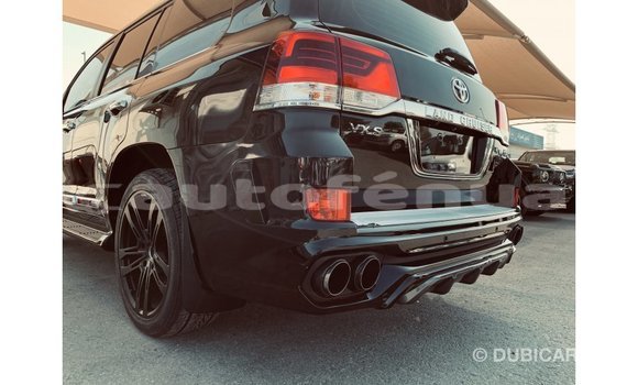 Acheter Import Voiture Toyota Land Cruiser Noir à Import - Dubai, Marquesas Acheter Import Voiture Toyota Land Cruiser Noir à Import - Dubai, Marquesas