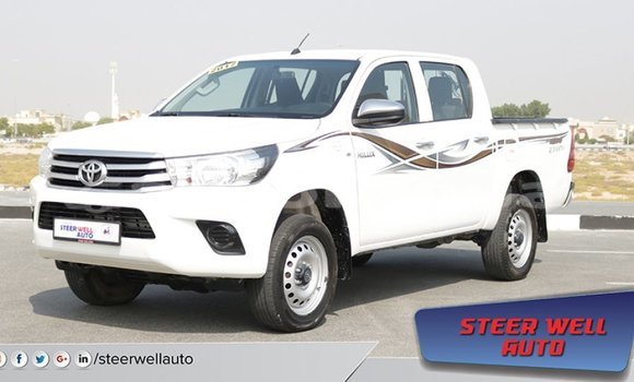 Acheter Import Voiture Toyota Hilux Blanc à Import - Dubai, Marquesas Acheter Import Voiture Toyota Hilux Blanc à Import - Dubai, Marquesas
