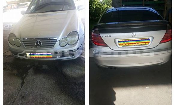 Acheter Occasion Voiture Mercedes-Benz C–Class Autre à Anatonu, Tubuai
