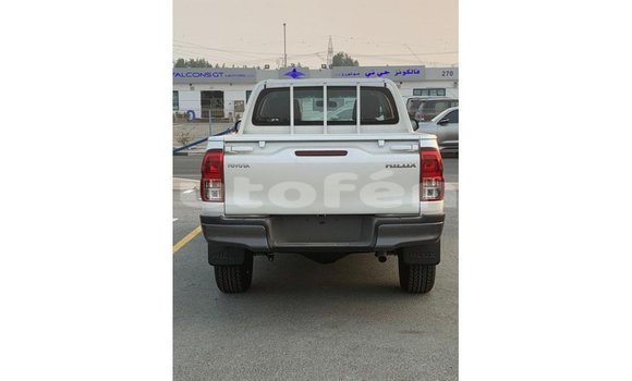 Buy Import Toyota Hilux White Car in Import - Dubai in Marquesas Buy Import Toyota Hilux White Car in Import - Dubai in Marquesas