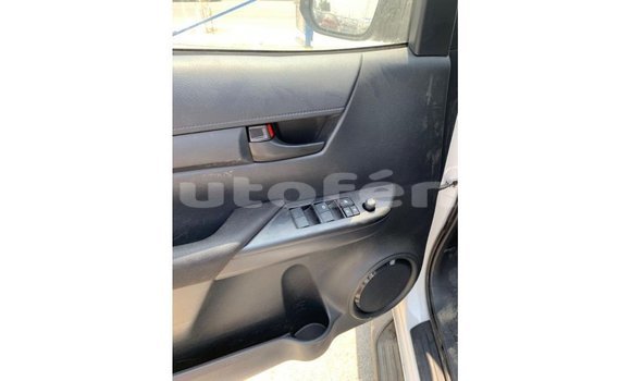 Buy Import Toyota Hilux White Car in Import - Dubai in Marquesas Buy Import Toyota Hilux White Car in Import - Dubai in Marquesas