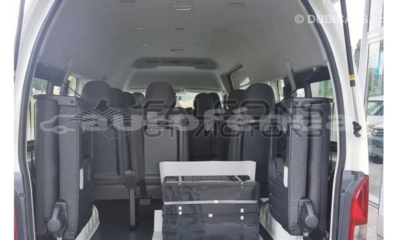 Buy Import Toyota Hiace White Car in Import - Dubai in Marquesas Buy Import Toyota Hiace White Car in Import - Dubai in Marquesas