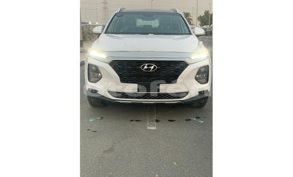 Buy Import Hyundai Santa Fe White Car in Import - Dubai in Marquesas Buy Import Hyundai Santa Fe White Car in Import - Dubai in Marquesas