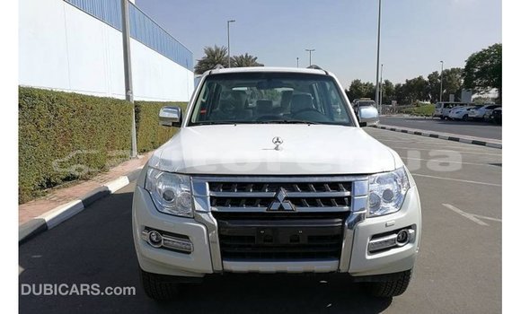 Buy Import Mitsubishi Pajero White Car in Import - Dubai in Marquesas Buy Import Mitsubishi Pajero White Car in Import - Dubai in Marquesas