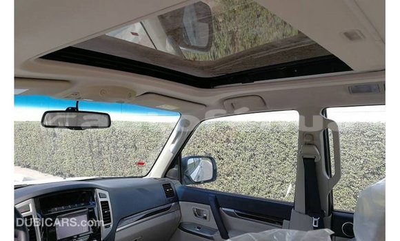 Buy Import Mitsubishi Pajero White Car in Import - Dubai in Marquesas Buy Import Mitsubishi Pajero White Car in Import - Dubai in Marquesas