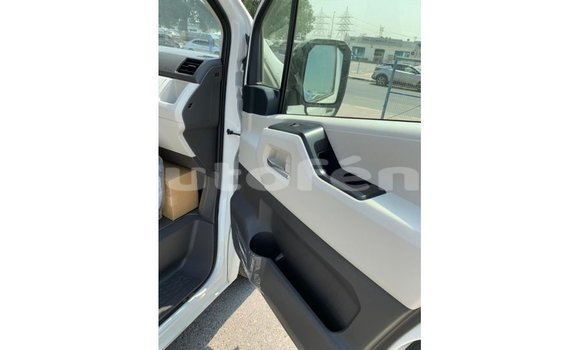 Buy Import Toyota Hiace White Car in Import - Dubai in Marquesas Buy Import Toyota Hiace White Car in Import - Dubai in Marquesas