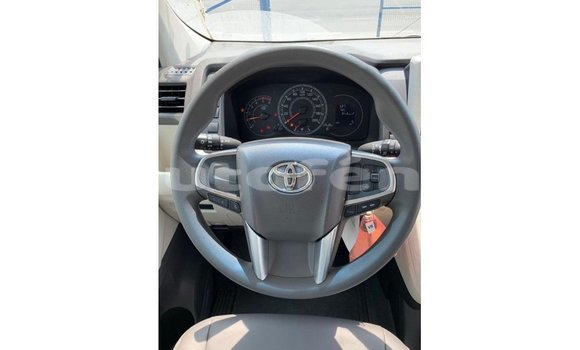 Buy Import Toyota Hiace White Car in Import - Dubai in Marquesas Buy Import Toyota Hiace White Car in Import - Dubai in Marquesas