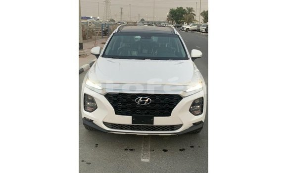 Buy Import Hyundai Santa Fe White Car in Import - Dubai in Marquesas Buy Import Hyundai Santa Fe White Car in Import - Dubai in Marquesas