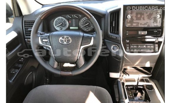 Buy Import Toyota Land Cruiser Black Car in Import - Dubai in Marquesas Buy Import Toyota Land Cruiser Black Car in Import - Dubai in Marquesas