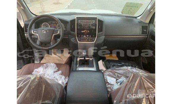 Buy Import Toyota Land Cruiser Black Car in Import - Dubai in Marquesas Buy Import Toyota Land Cruiser Black Car in Import - Dubai in Marquesas