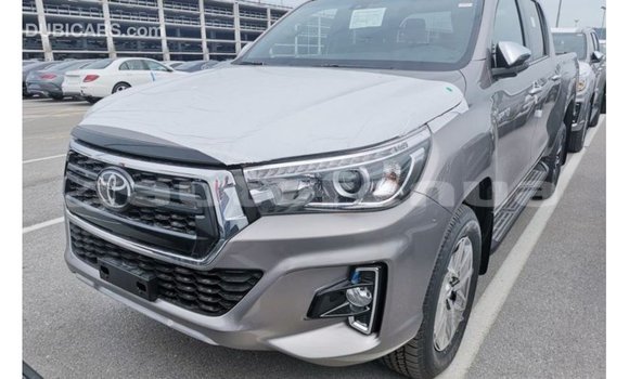 Buy Import Toyota Hilux Brown Car in Import - Dubai in Marquesas Buy Import Toyota Hilux Brown Car in Import - Dubai in Marquesas