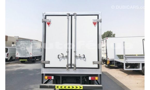Buy Import Hino 300 Series White Truck in Import - Dubai in Marquesas Buy Import Hino 300 Series White Truck in Import - Dubai in Marquesas