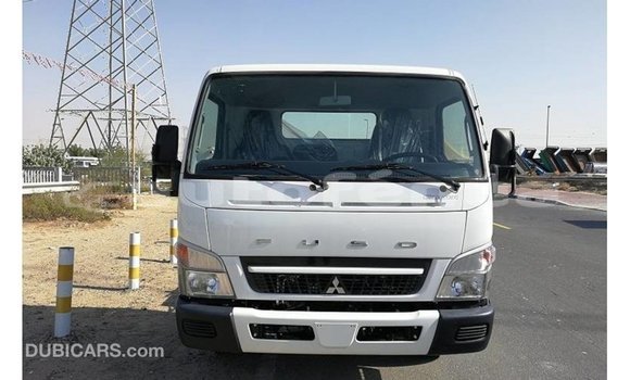 Buy Import Mitsubishi Carisma White Car in Import - Dubai in Marquesas Buy Import Mitsubishi Carisma White Car in Import - Dubai in Marquesas
