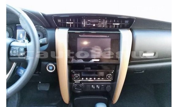 Buy Import Toyota Fortuner White Car in Import - Dubai in Marquesas Buy Import Toyota Fortuner White Car in Import - Dubai in Marquesas