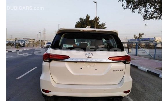 Buy Import Toyota Fortuner White Car in Import - Dubai in Marquesas Buy Import Toyota Fortuner White Car in Import - Dubai in Marquesas