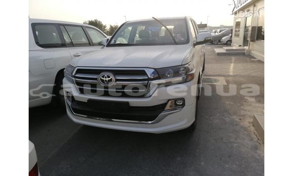 Buy Import Toyota Land Cruiser White Car in Import - Dubai in Marquesas Buy Import Toyota Land Cruiser White Car in Import - Dubai in Marquesas