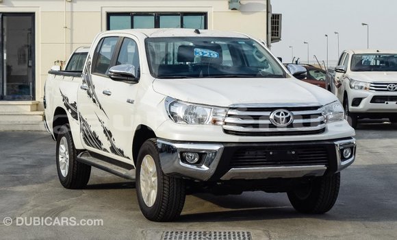Buy Import Toyota Hilux White Car in Import - Dubai in Marquesas Buy Import Toyota Hilux White Car in Import - Dubai in Marquesas