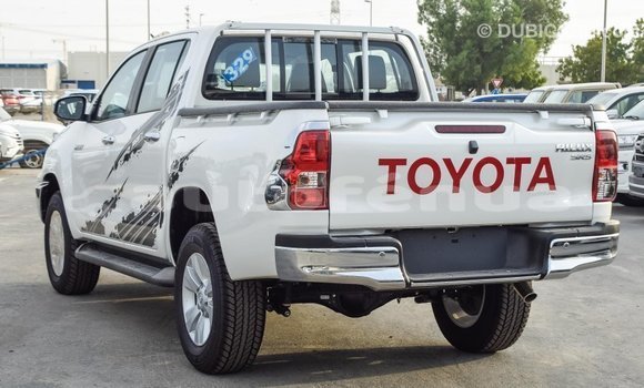 Buy Import Toyota Hilux White Car in Import - Dubai in Marquesas Buy Import Toyota Hilux White Car in Import - Dubai in Marquesas