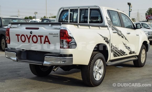 Buy Import Toyota Hilux White Car in Import - Dubai in Marquesas Buy Import Toyota Hilux White Car in Import - Dubai in Marquesas