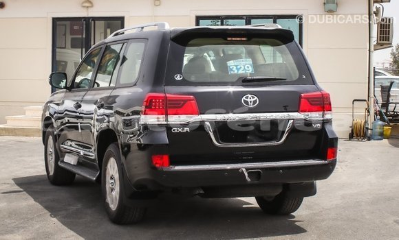 Buy Import Toyota Land Cruiser Black Car in Import - Dubai in Marquesas Buy Import Toyota Land Cruiser Black Car in Import - Dubai in Marquesas