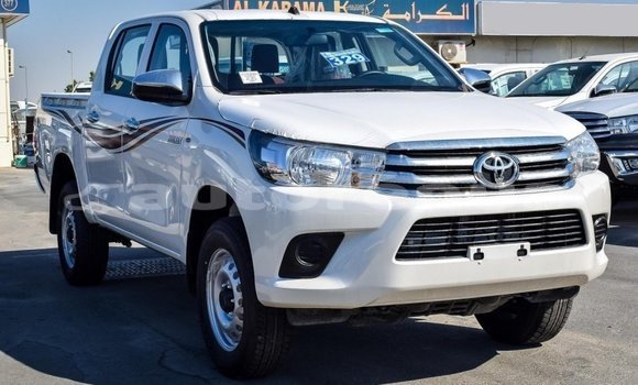 Buy Import Toyota Hilux White Car in Import - Dubai in Marquesas Buy Import Toyota Hilux White Car in Import - Dubai in Marquesas