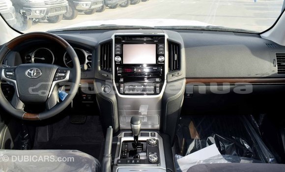 Buy Import Toyota Land Cruiser Black Car in Import - Dubai in Marquesas Buy Import Toyota Land Cruiser Black Car in Import - Dubai in Marquesas