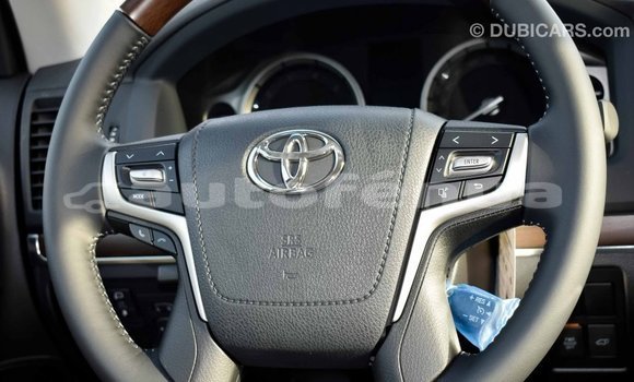 Buy Import Toyota Land Cruiser Black Car in Import - Dubai in Marquesas Buy Import Toyota Land Cruiser Black Car in Import - Dubai in Marquesas