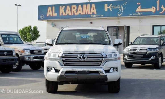 Buy Import Toyota Land Cruiser White Car in Import - Dubai in Marquesas Buy Import Toyota Land Cruiser White Car in Import - Dubai in Marquesas