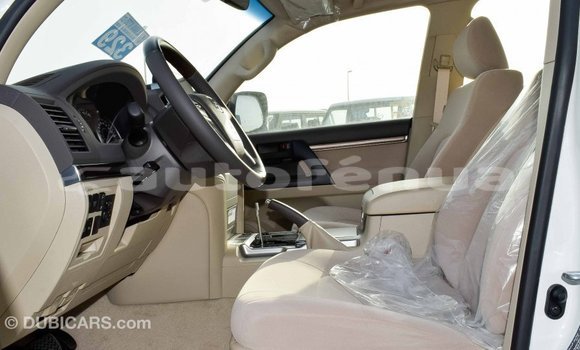 Buy Import Toyota Land Cruiser White Car in Import - Dubai in Marquesas Buy Import Toyota Land Cruiser White Car in Import - Dubai in Marquesas