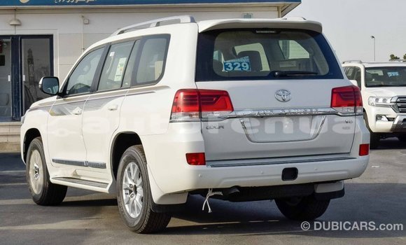 Buy Import Toyota Land Cruiser White Car in Import - Dubai in Marquesas Buy Import Toyota Land Cruiser White Car in Import - Dubai in Marquesas