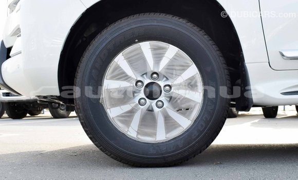 Buy Import Toyota Land Cruiser White Car in Import - Dubai in Marquesas Buy Import Toyota Land Cruiser White Car in Import - Dubai in Marquesas