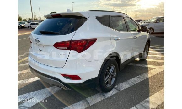 Acheter Import Voiture Hyundai Santa Fe Blanc à Import - Dubai, Marquesas Acheter Import Voiture Hyundai Santa Fe Blanc à Import - Dubai, Marquesas