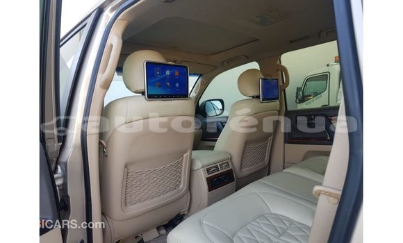 Buy Import Toyota Land Cruiser Other Car in Import - Dubai in Marquesas Buy Import Toyota Land Cruiser Other Car in Import - Dubai in Marquesas