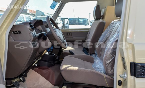 Buy Import Toyota Land Cruiser Beige Car in Import - Dubai in Marquesas Buy Import Toyota Land Cruiser Beige Car in Import - Dubai in Marquesas