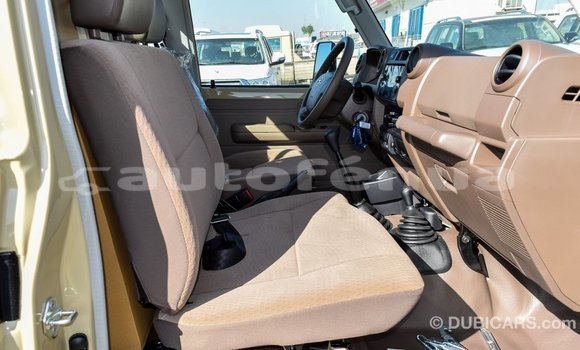 Buy Import Toyota Land Cruiser Beige Car in Import - Dubai in Marquesas Buy Import Toyota Land Cruiser Beige Car in Import - Dubai in Marquesas