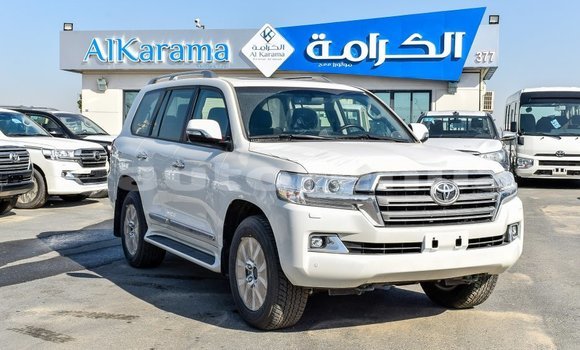 Buy Import Toyota Land Cruiser White Car in Import - Dubai in Marquesas Buy Import Toyota Land Cruiser White Car in Import - Dubai in Marquesas
