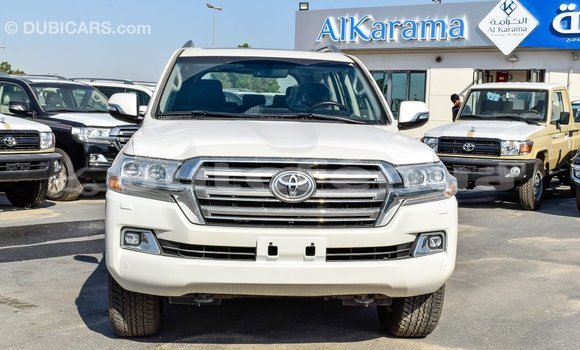 Buy Import Toyota Land Cruiser White Car in Import - Dubai in Marquesas Buy Import Toyota Land Cruiser White Car in Import - Dubai in Marquesas